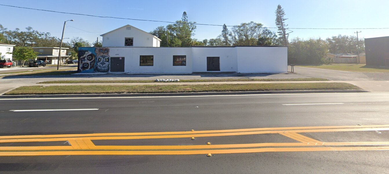 4700 22nd Ave S, Saint Petersburg, FL for lease Building Photo- Image 1 of 5