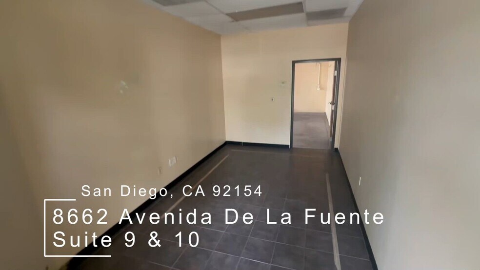 8662 Avenida De La Fuente, San Diego, CA à louer - Vidéo sur l’inscription commerciale - Image 3 de 10