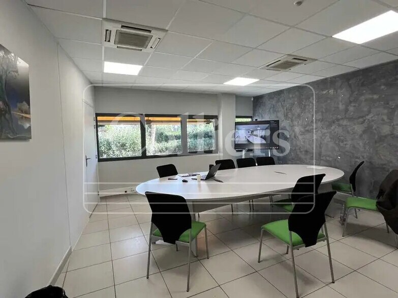 130 Rue Frédéric Joliot Curie, Aix-en-Provence for lease - Building Photo - Image 3 of 18