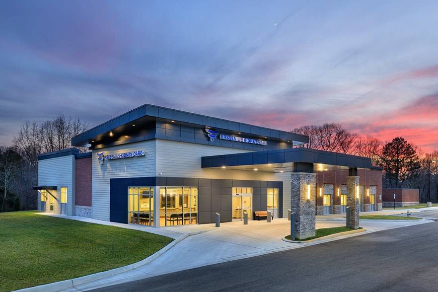 5702 Jefferson Davis Hwy, Richmond, VA for lease - Other - Image 2 of 5