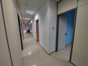 Office/Retail in Barcelona, Barcelona for lease Interior Photo- Image 2 of 13