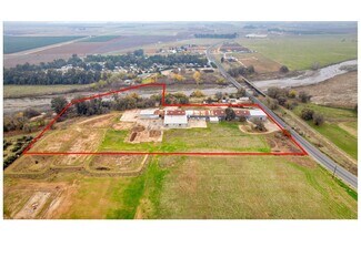 Plus de détails pour 10513 Road 236, Terra Bella, CA - Industriel à louer