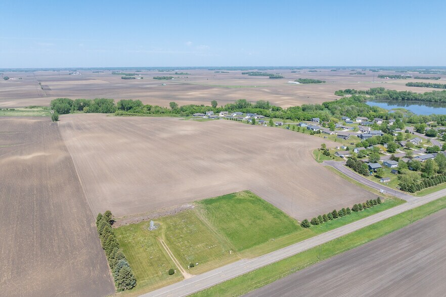 Randall Road, Lake Crystal, MN for sale - Building Photo - Image 2 of 10