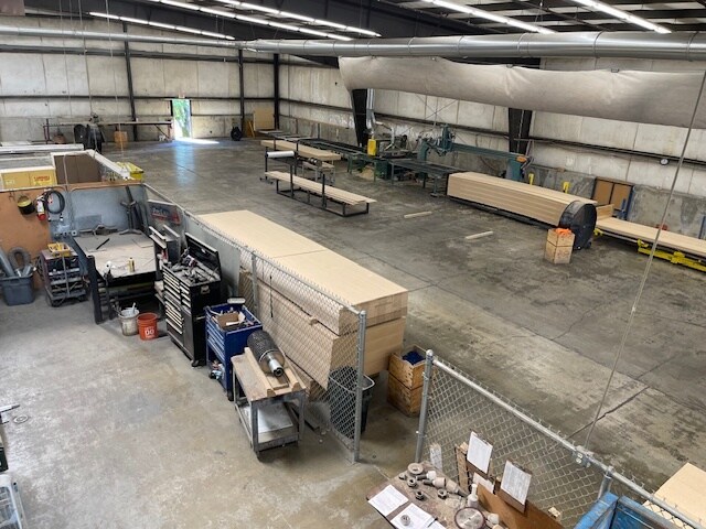 1731 Industrial Way, Philomath, OR à louer - Photo du bâtiment - Image 3 de 14