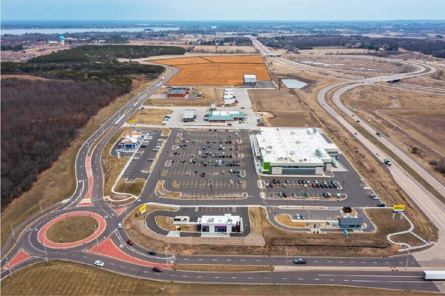 Highway 29 & Seymour Cray Sr Boulevard, Chippewa Falls, WI à vendre - Photo du bâtiment - Image 2 de 9