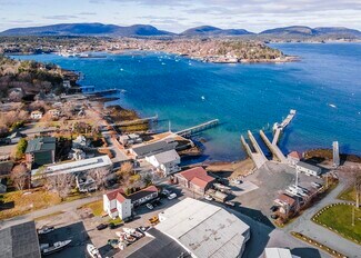 Plus de détails pour 109 Shore Rd, Southwest Harbor, ME - Flex à vendre