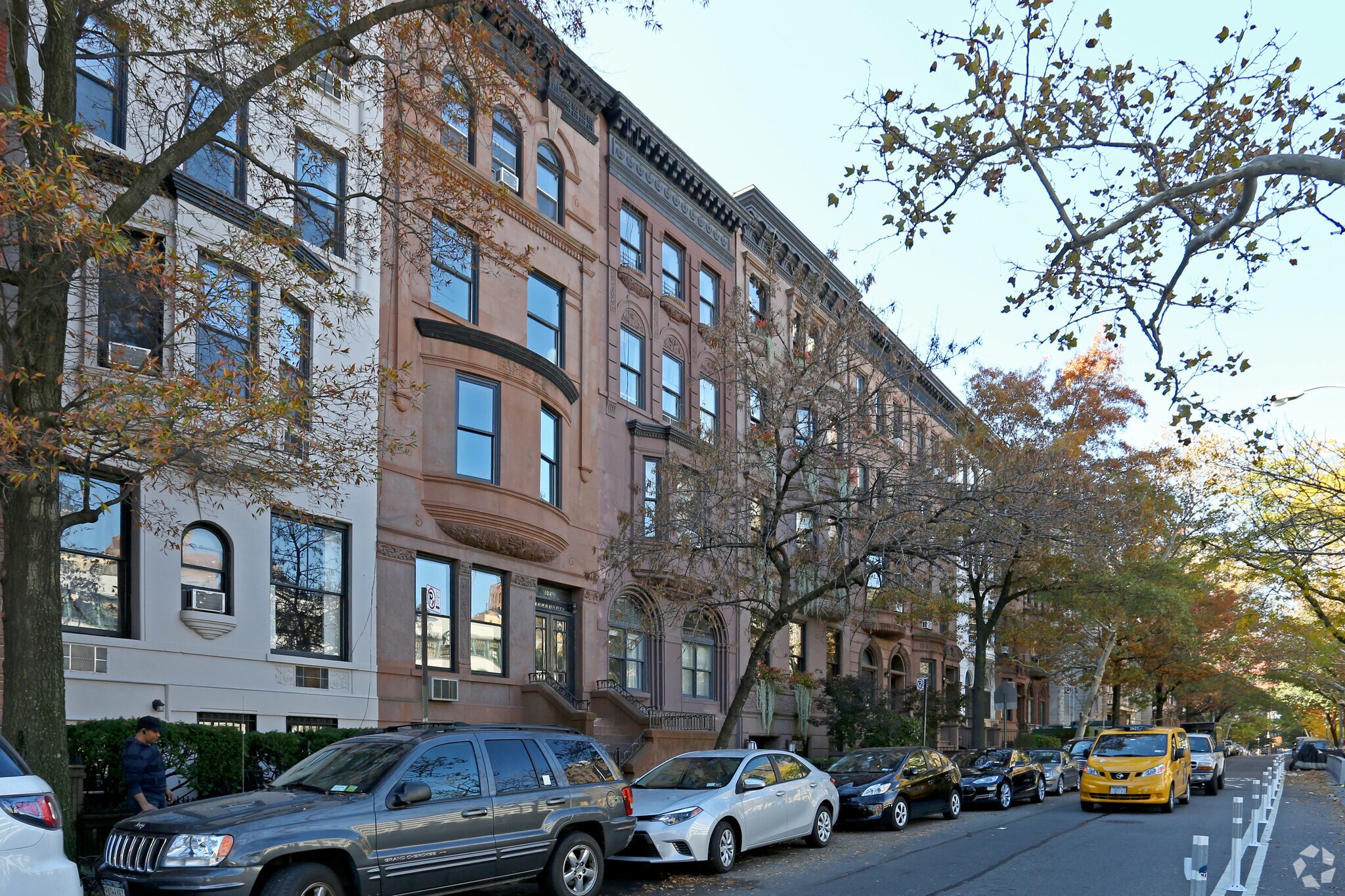 106 W 76th St, New York, NY for sale Primary Photo- Image 1 of 9