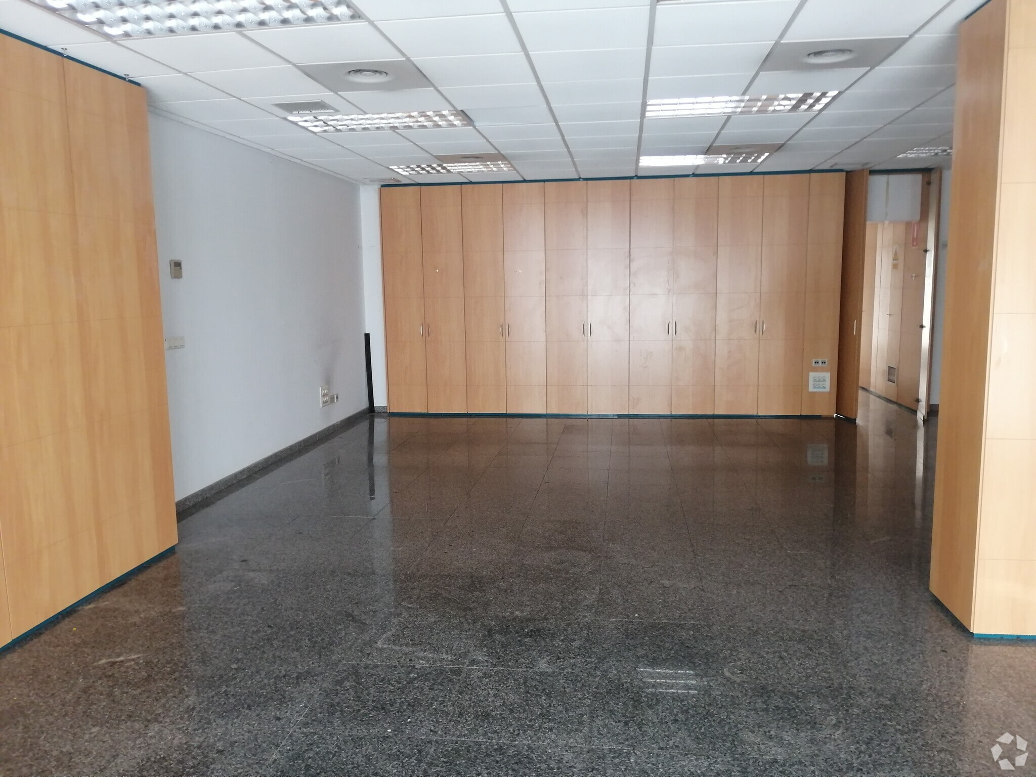 Retail in Torrejón de Ardoz, Madrid for lease Interior Photo- Image 1 of 2