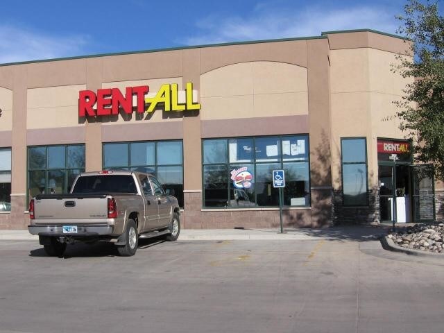 1103 E Boxelder Rd, Gillette, WY à vendre - Photo du bâtiment - Image 2 de 25