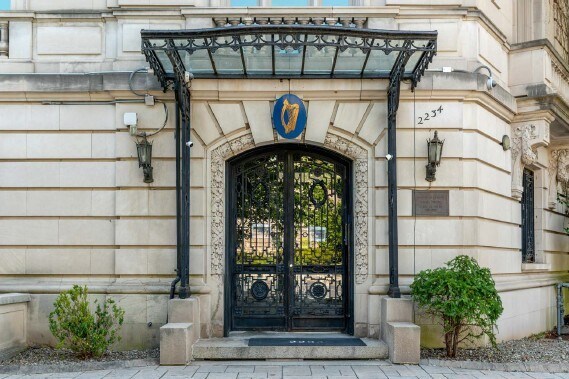 2234 Massachusetts Ave NW, Washington, DC à vendre - Photo du bâtiment - Image 2 de 6