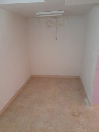 Plus de détails pour Commerce de détail à louer