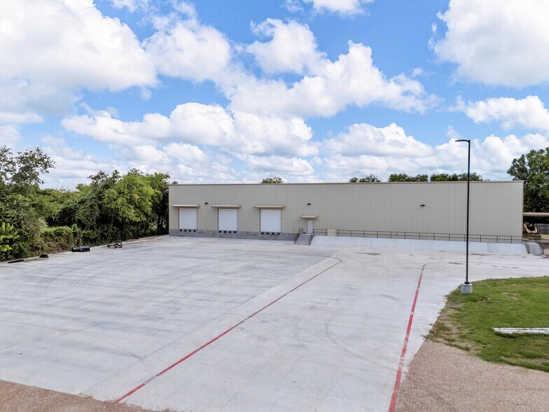 1009 S Robinson Dr, Robinson, TX à vendre - Photo du bâtiment - Image 3 de 8