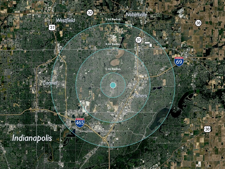 7272 Fishers Crossing Dr, Fishers, IN à vendre - Photo du bâtiment - Image 3 de 4