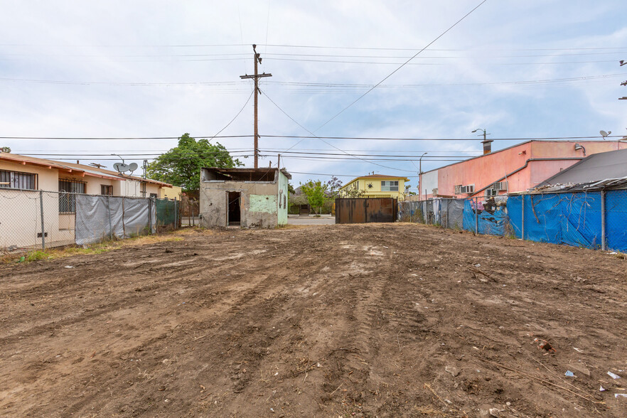 1944 W Jefferson Blvd, Los Angeles, CA à vendre - Photo du bâtiment - Image 3 de 25