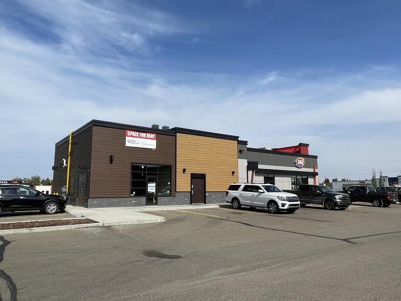 174 Leva Ave, Red Deer County, AB for lease - Building Photo - Image 1 of 6