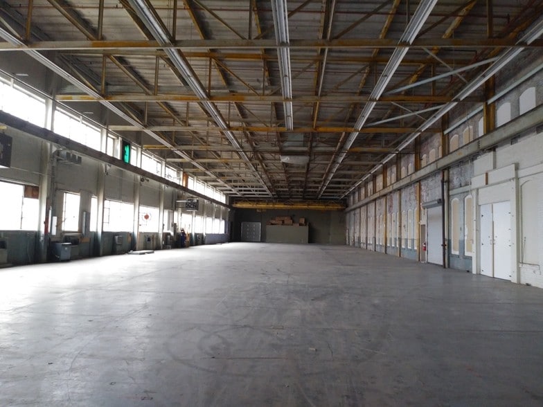 12 Baltic Ln, Fitchburg, MA à louer - Photo intérieure - Image 1 de 6