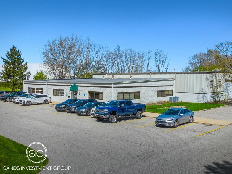 5935 Enterprise Dr, Lansing, MI for sale - Building Photo - Image 1 of 5