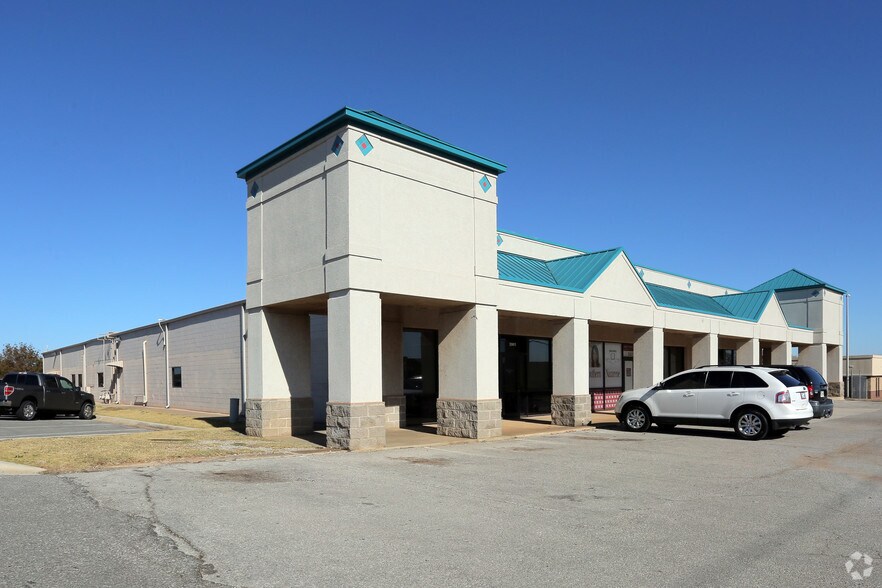 3901-3909 SE 29th St, Oklahoma City, OK à louer - Photo du bâtiment - Image 2 de 2