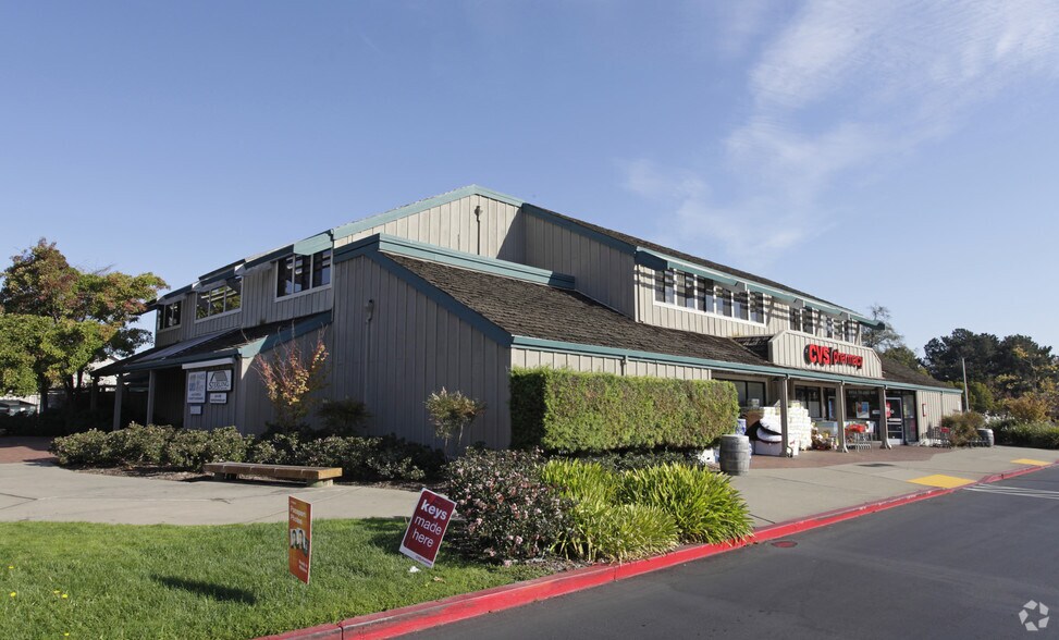 867-891 Island Dr, Alameda, CA à louer - Photo du bâtiment - Image 2 de 19