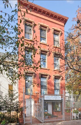 Plus de détails pour 14 Stuyvesant Ave, Brooklyn, NY - Multi-résidentiel à vendre