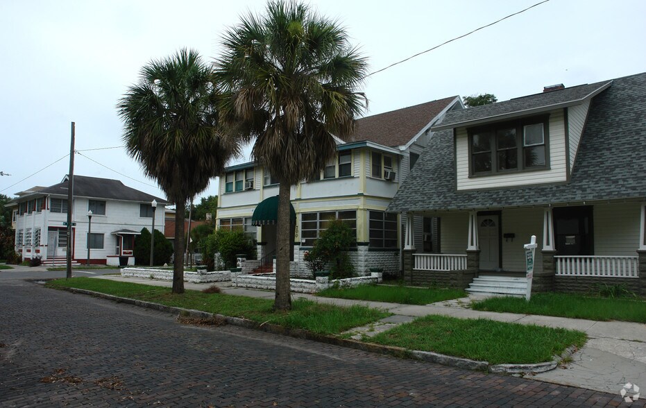 700 5th St N, Saint Petersburg, FL à vendre - Photo du bâtiment - Image 2 de 4