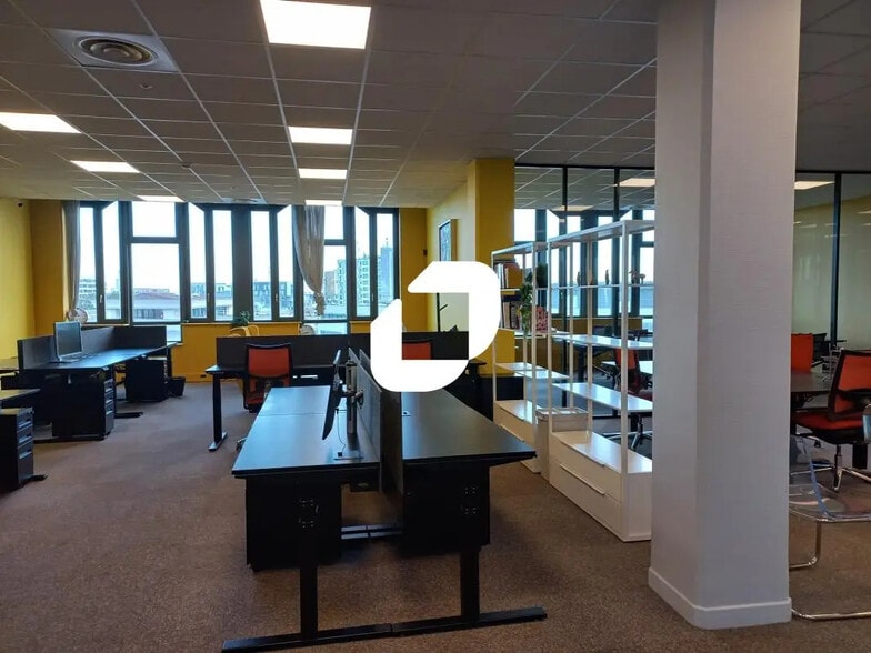 53/55 Rue Jean Jaurés, Lille for lease - Interior Photo - Image 2 of 5