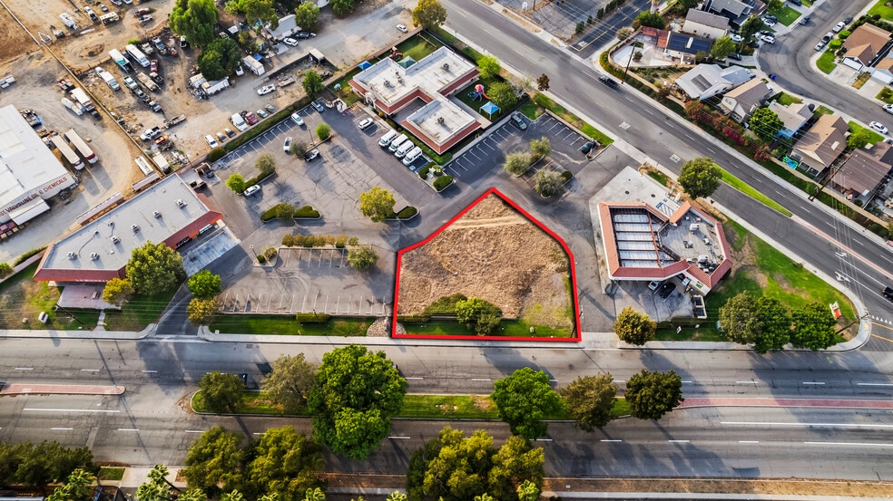 940 Bloomington Ave, Bloomington, CA for sale - Aerial - Image 3 of 6
