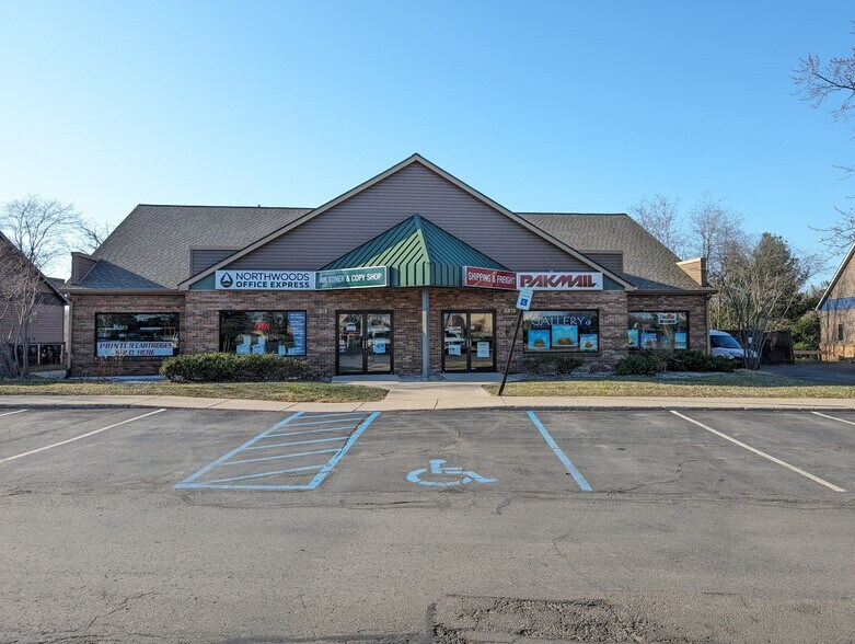 3311 South Airport Rd, Traverse City, MI à louer - Photo du bâtiment - Image 1 de 17