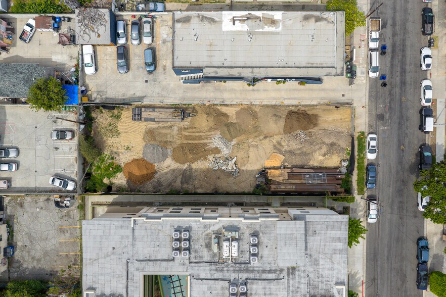 1817 Sichel St, Los Angeles, CA à vendre - Photo du bâtiment - Image 3 de 8