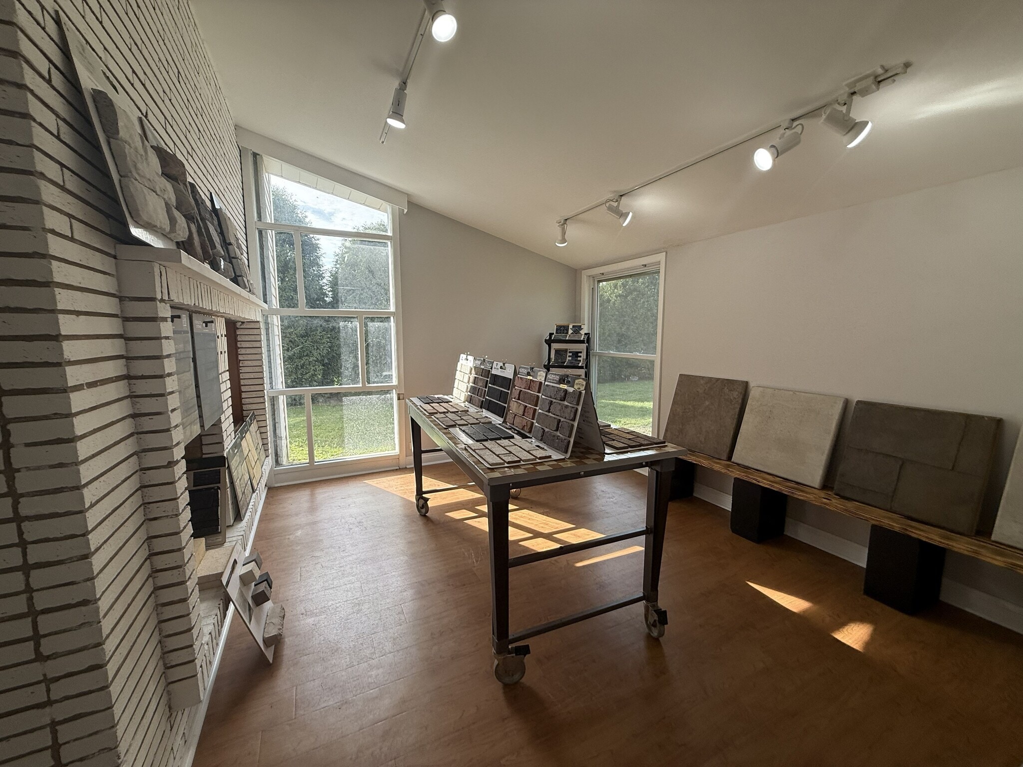 806 Penny Ave, East Dundee, IL à louer Photo intérieure- Image 1 de 15