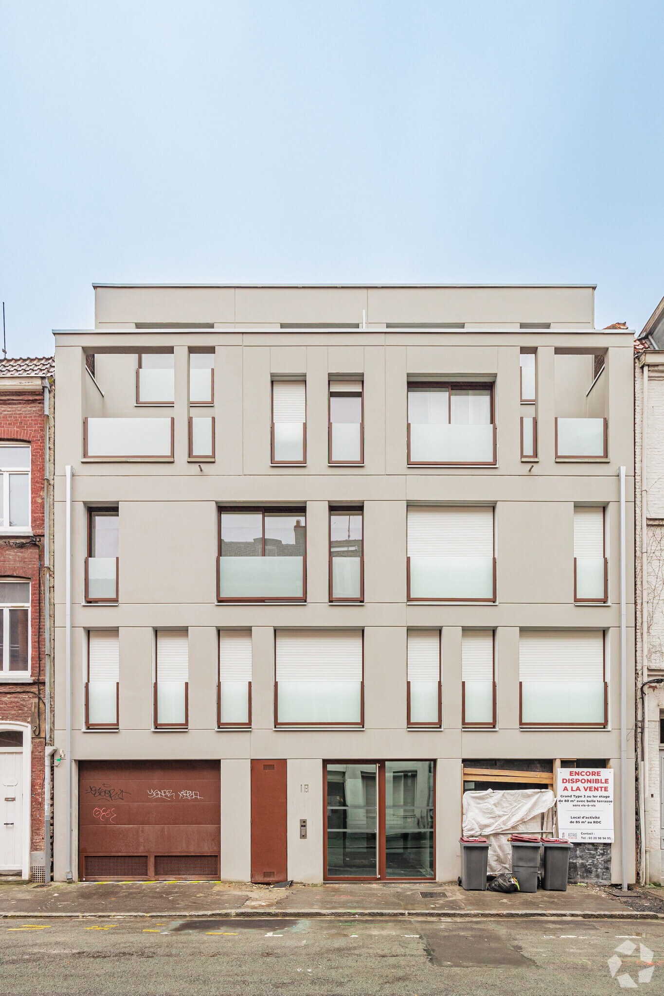 Retail in Lille for sale Primary Photo- Image 1 of 2