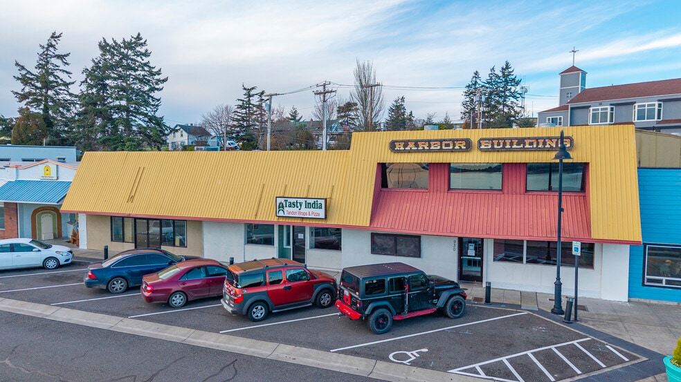930 SE Pioneer Way, Oak Harbor, WA for sale - Building Photo - Image 1 of 37