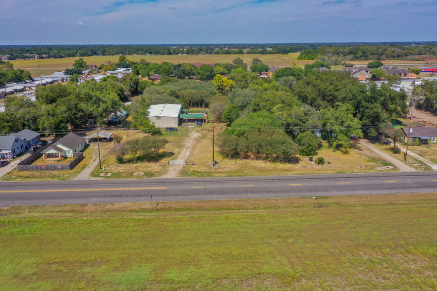 1419 FM 1301, Wharton, TX à vendre - Photo du b timent - Image 3 de 29