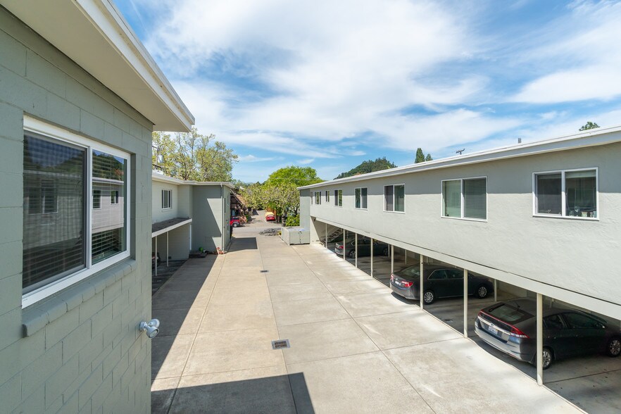 19 Belle Ave, San Anselmo, CA à vendre - Photo du bâtiment - Image 3 de 6