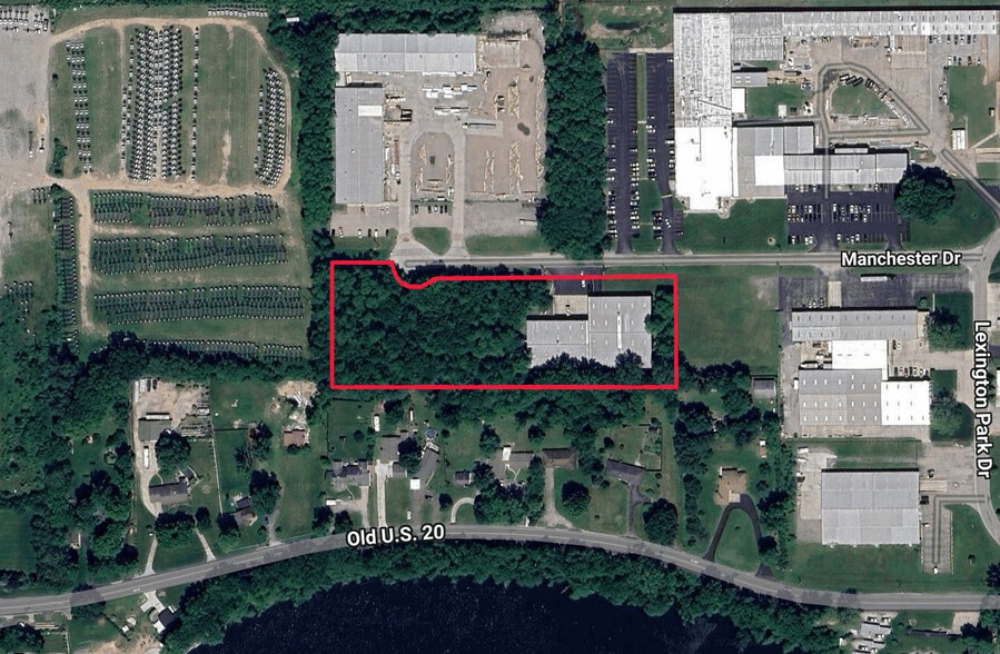 3705 Manchester Dr, Elkhart, IN for lease - Building Photo - Image 2 of 12