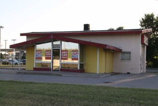 1605 S Interstate 35E, Carrollton, TX à louer Photo du bâtiment- Image 1 de 1