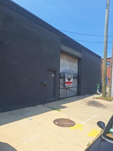 310 N Leavitt St, Chicago, IL à louer - Photo du bâtiment - Image 2 de 5