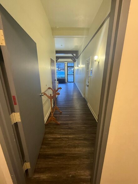 990-992 Greentree Rd, Pittsburgh, PA à louer - Photo intérieure - Image 3 de 9