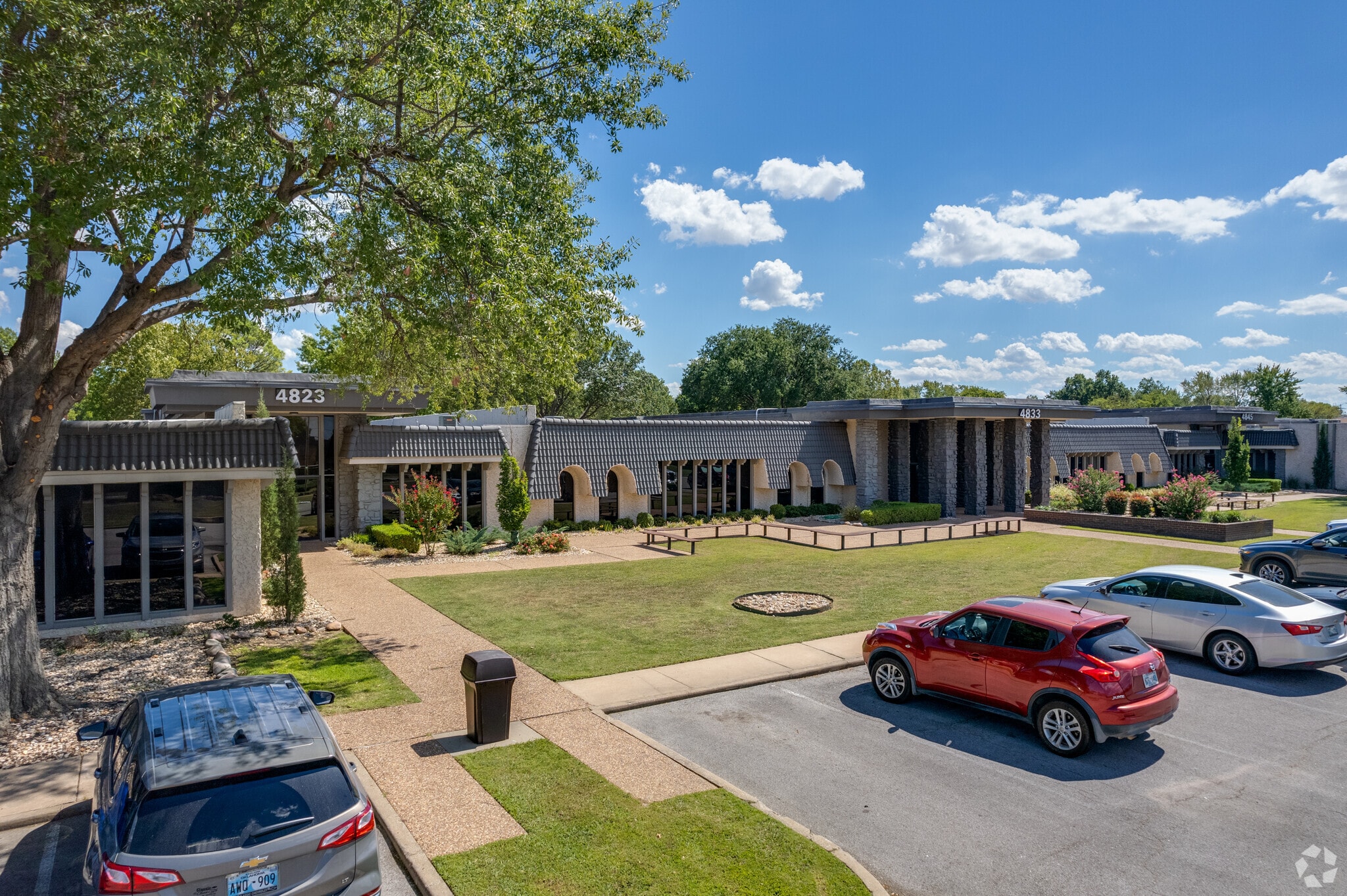 4815-4821 S Sheridan Rd, Tulsa, OK for lease Primary Photo- Image 1 of 3