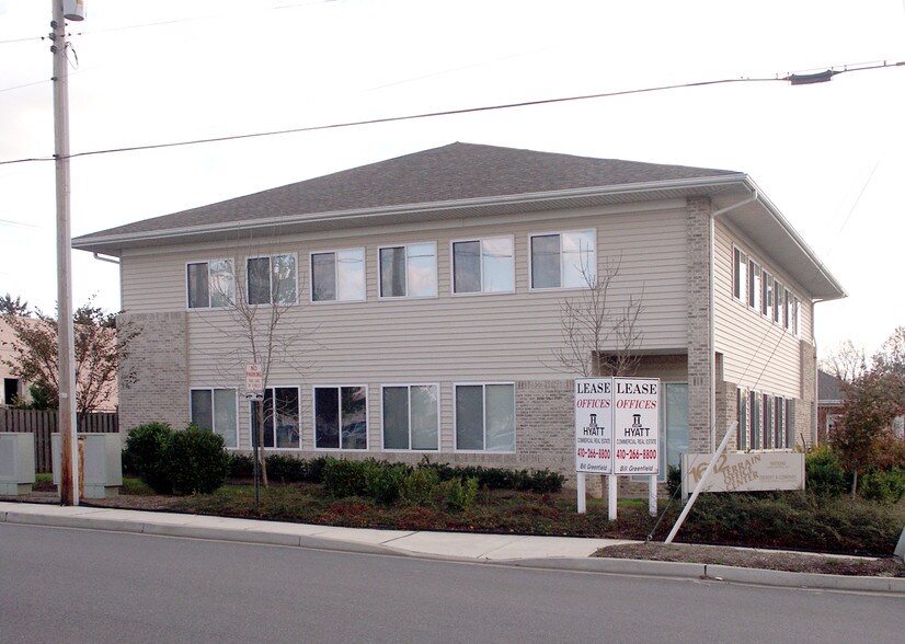 1612 McGuckian St, Annapolis, MD à louer - Photo du bâtiment - Image 3 de 5