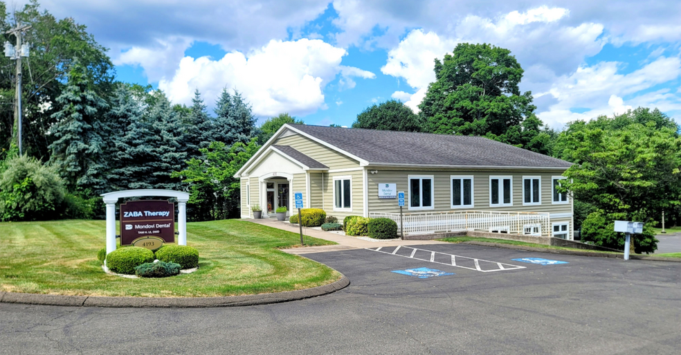 4183-4193 Whitney Ave, Hamden, CT for sale - Building Photo - Image 1 of 3