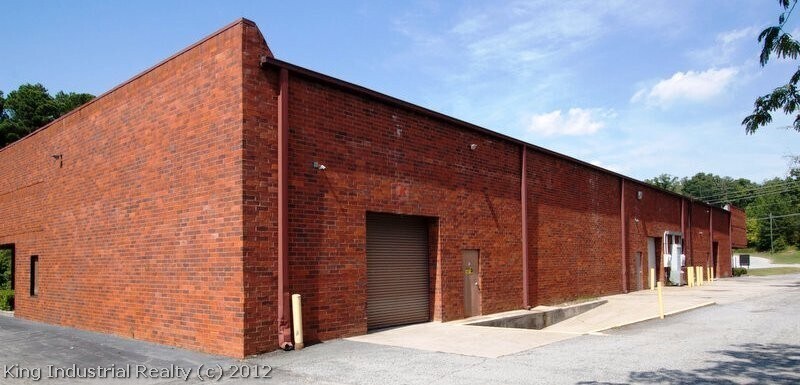 4264 Winters Chapel Rd, Doraville, GA à louer - Photo du bâtiment - Image 2 de 5