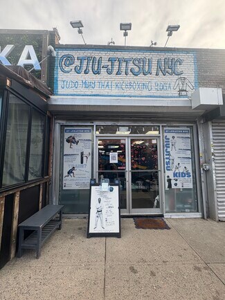 Plus de détails pour 8022 Northern Blvd, Jackson Heights, NY - Commerce de détail à louer