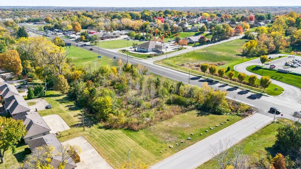 14700 e us 40 highway, Kansas City, MO à vendre - Photo du bâtiment - Image 2 de 9