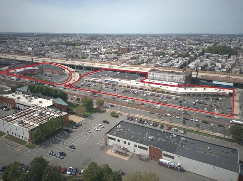 1300 S Christopher Columbus Blvd, Philadelphia, PA for sale - Primary Photo - Image 1 of 8