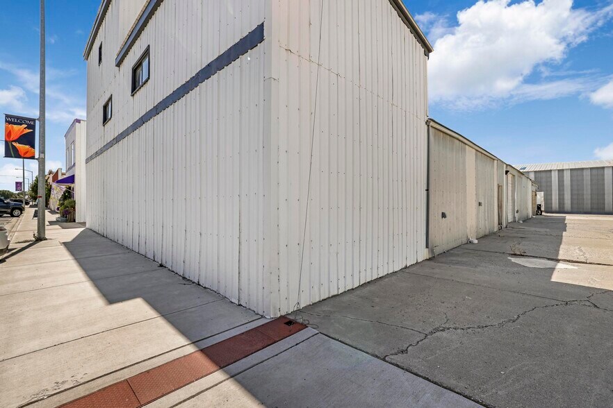 321 N Main St, Kimberly, ID à louer - Photo du bâtiment - Image 2 de 7