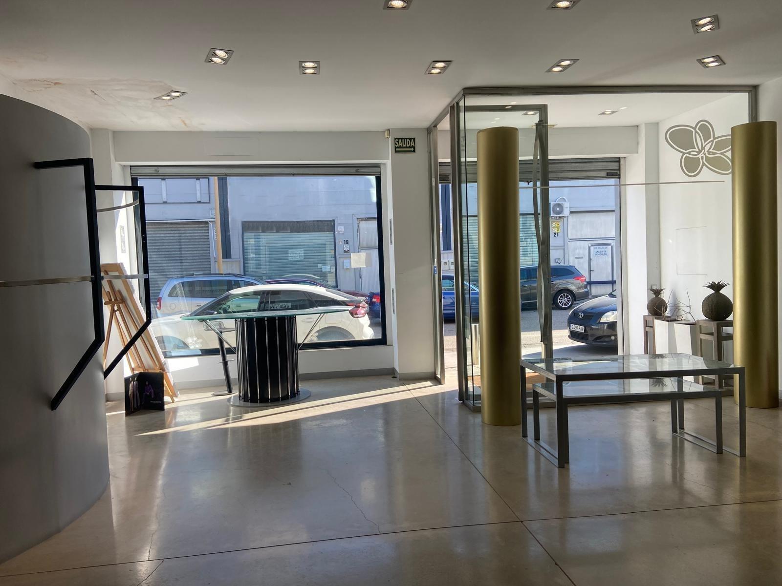 Calle Libro, Sevilla, SEVILLA, Sevilla for lease Building Photo- Image 1 of 10