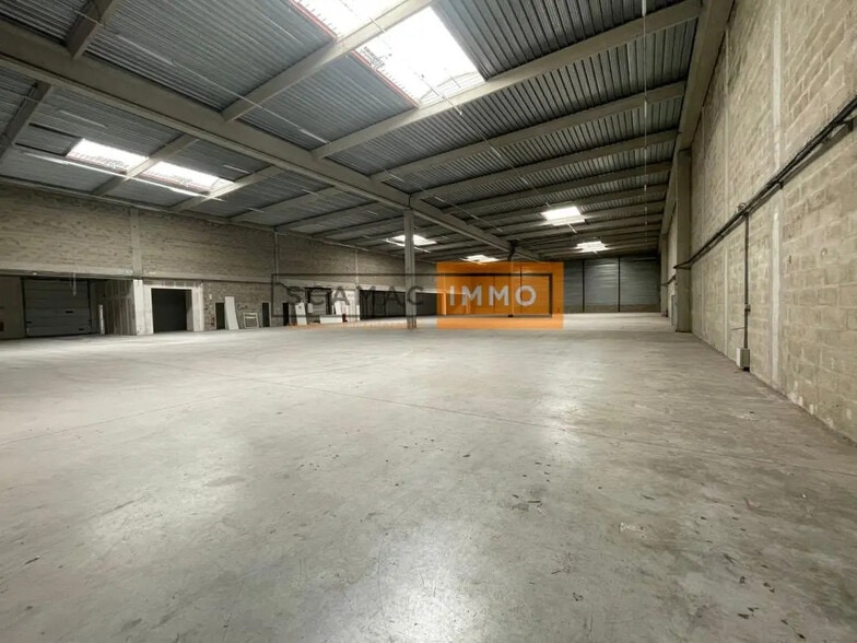 Industrial in Herblay-sur-Seine for lease - Building Photo - Image 2 of 8