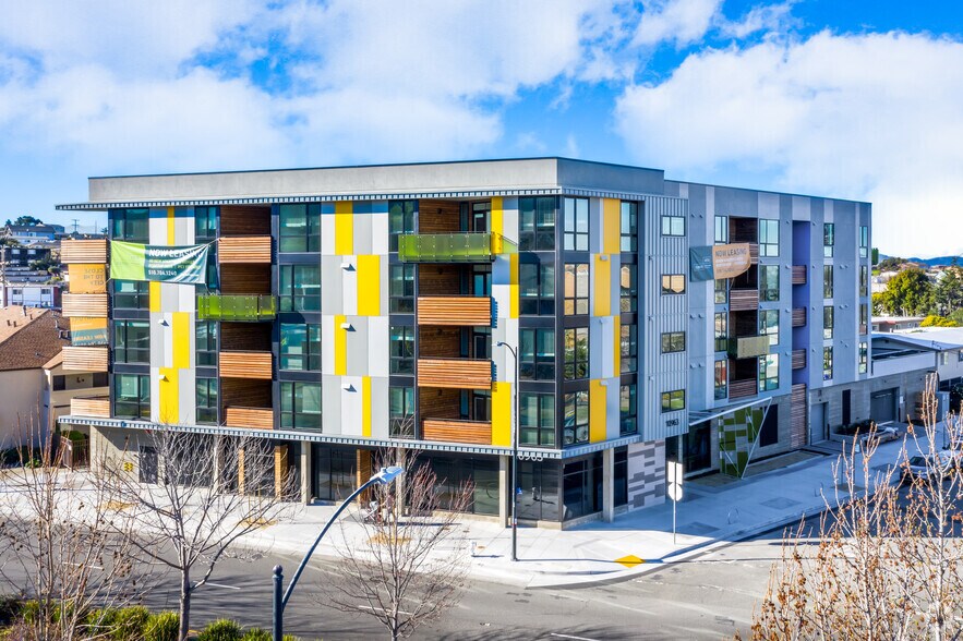 10963 San Pablo Ave, El Cerrito, CA à louer - Photo du bâtiment - Image 2 de 20