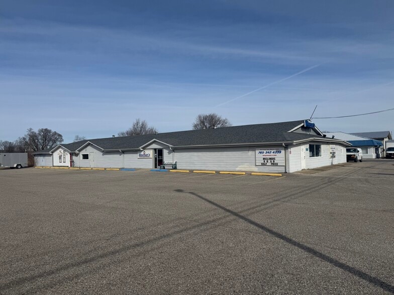 960 Morton Ave, Martinsville, IN for sale - Building Photo - Image 3 of 10